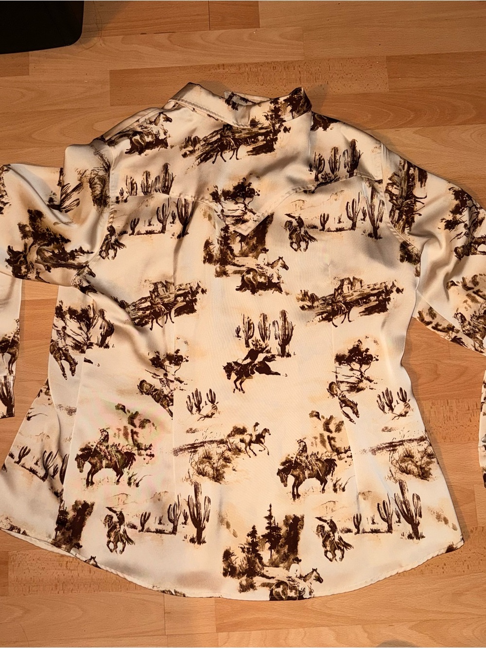 Wrangler Western-Print Long Sleeve Shirt in Cream and Brown